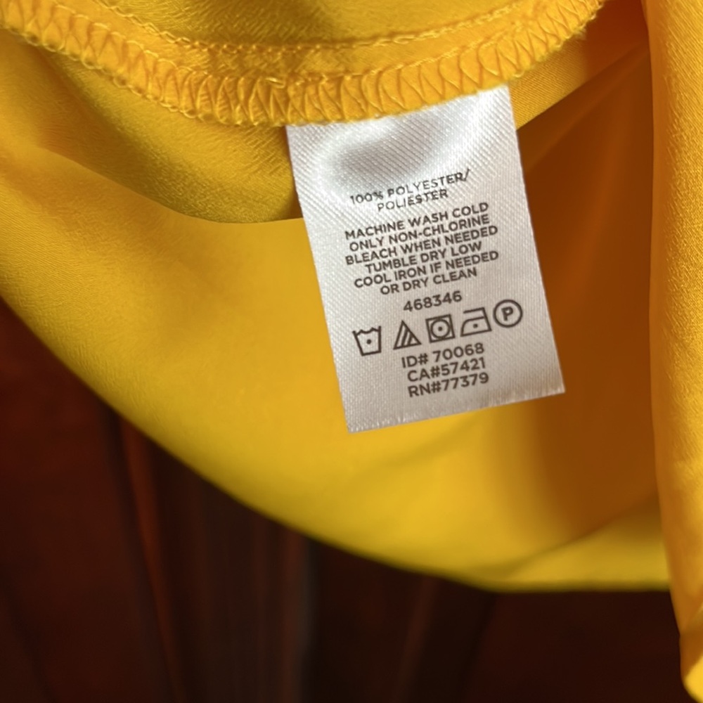 Ann Taylor yellow cold shoulder Size M - Picture 4 of 6